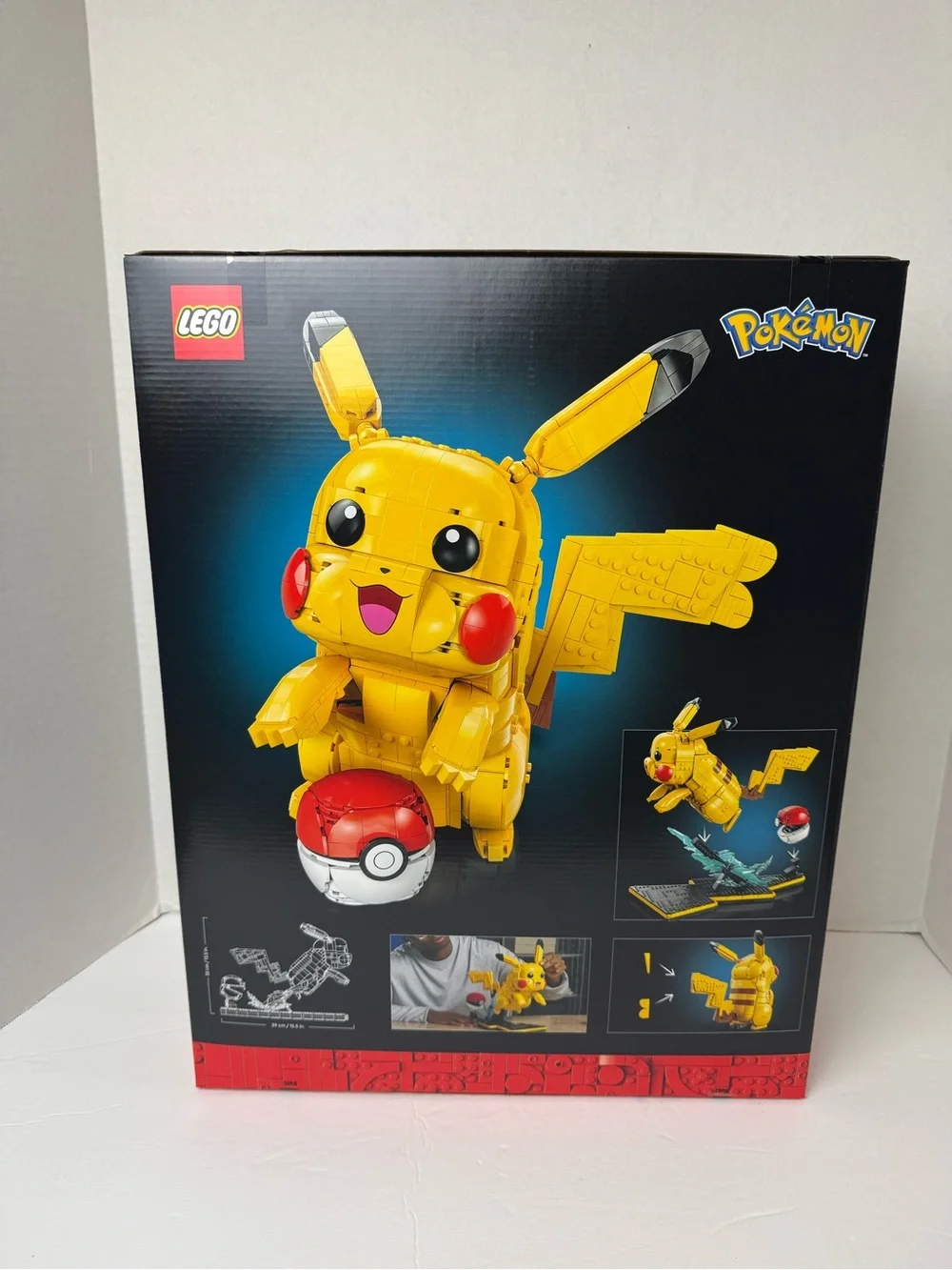 Lego Pikachu and Poké Ball Set - Yellow, Red, Black, White